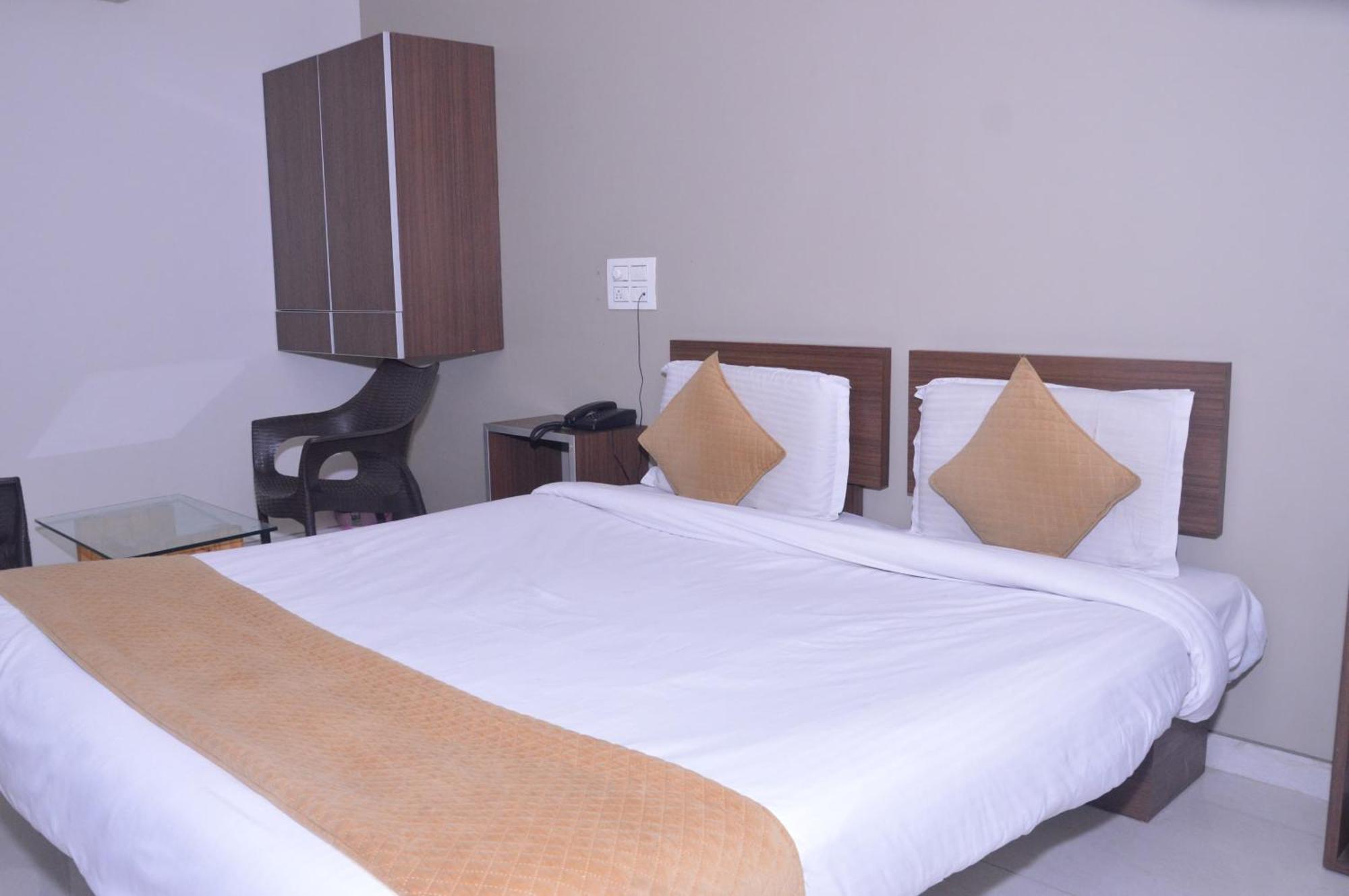 Hotel Indrani Chittorgarh Exterior photo