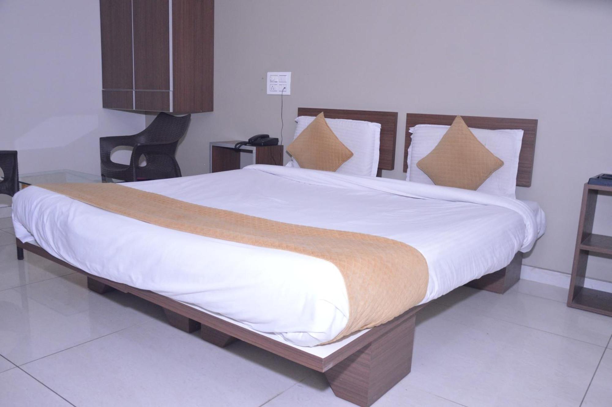 Hotel Indrani Chittorgarh Exterior photo
