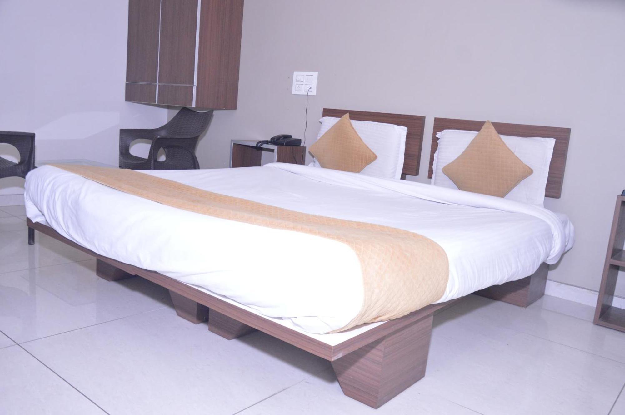 Hotel Indrani Chittorgarh Exterior photo